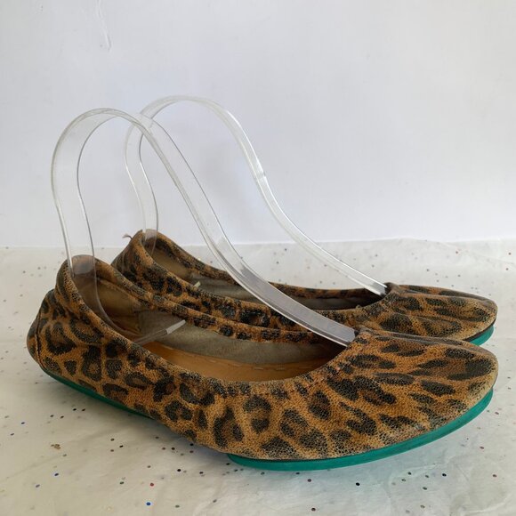 Tieks Shoes - Tieks by Gavrieli Leopard Print Leather Foldable Ballet Flats Sz 8 Quiet Luxury